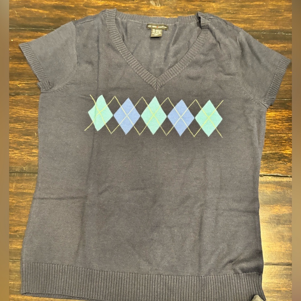 New York & Company Navy Argyle V-Neck Sweater - Picture 5 of 7
